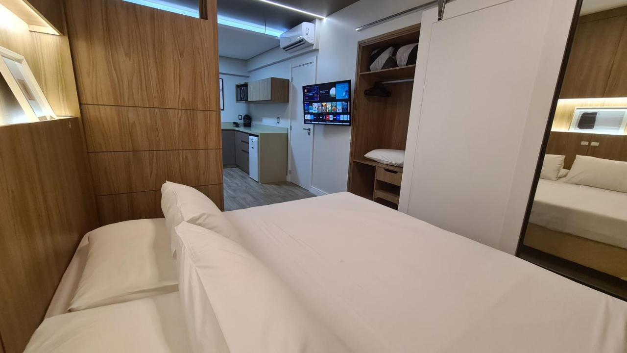 Costa Sul Stay - Quartos, Studios E Apartamentos Por Temporada No Centro De Bc Balneário Camboriú Exteriör bild