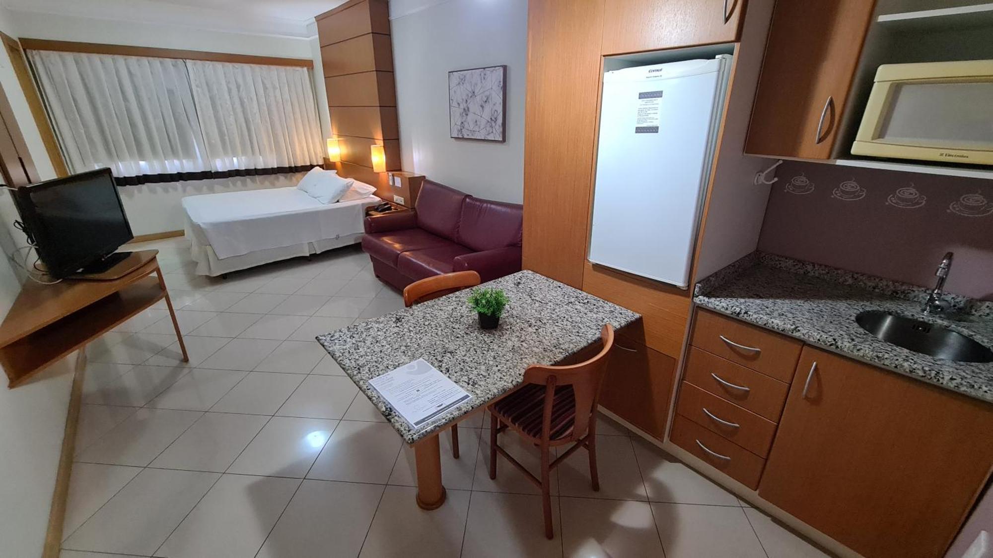 Costa Sul Stay - Quartos, Studios E Apartamentos Por Temporada No Centro De Bc Balneário Camboriú Rum bild