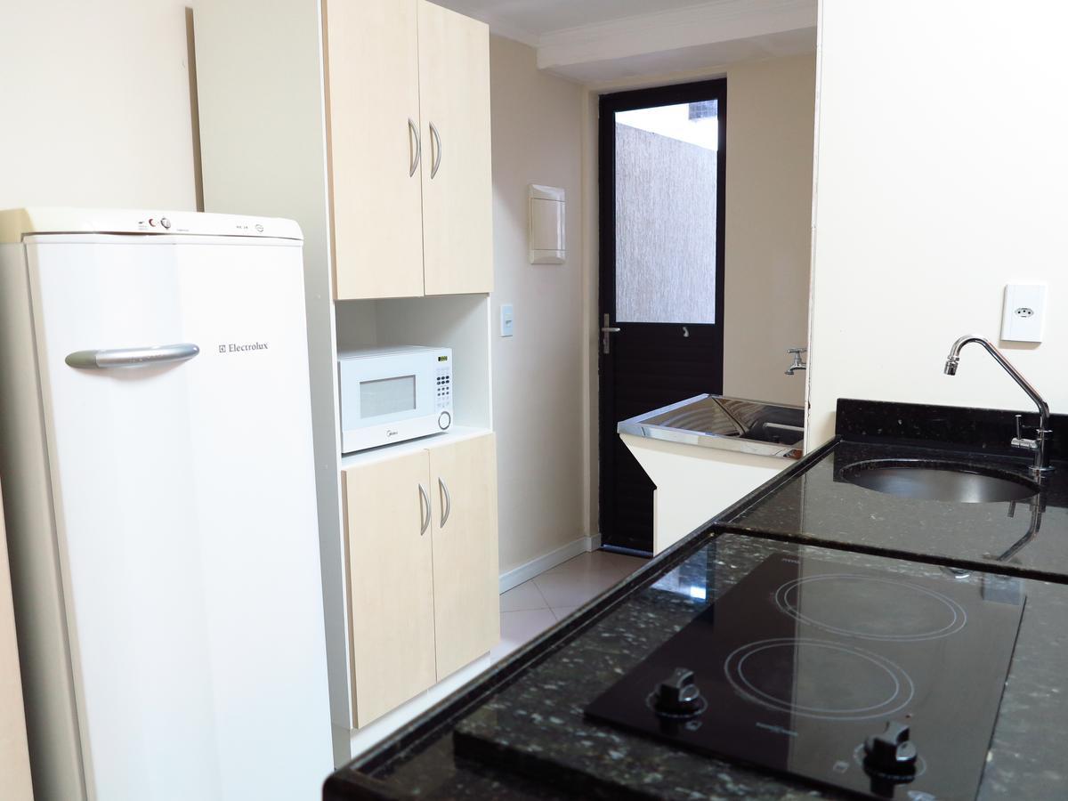 Costa Sul Stay - Quartos, Studios E Apartamentos Por Temporada No Centro De Bc Balneário Camboriú Exteriör bild